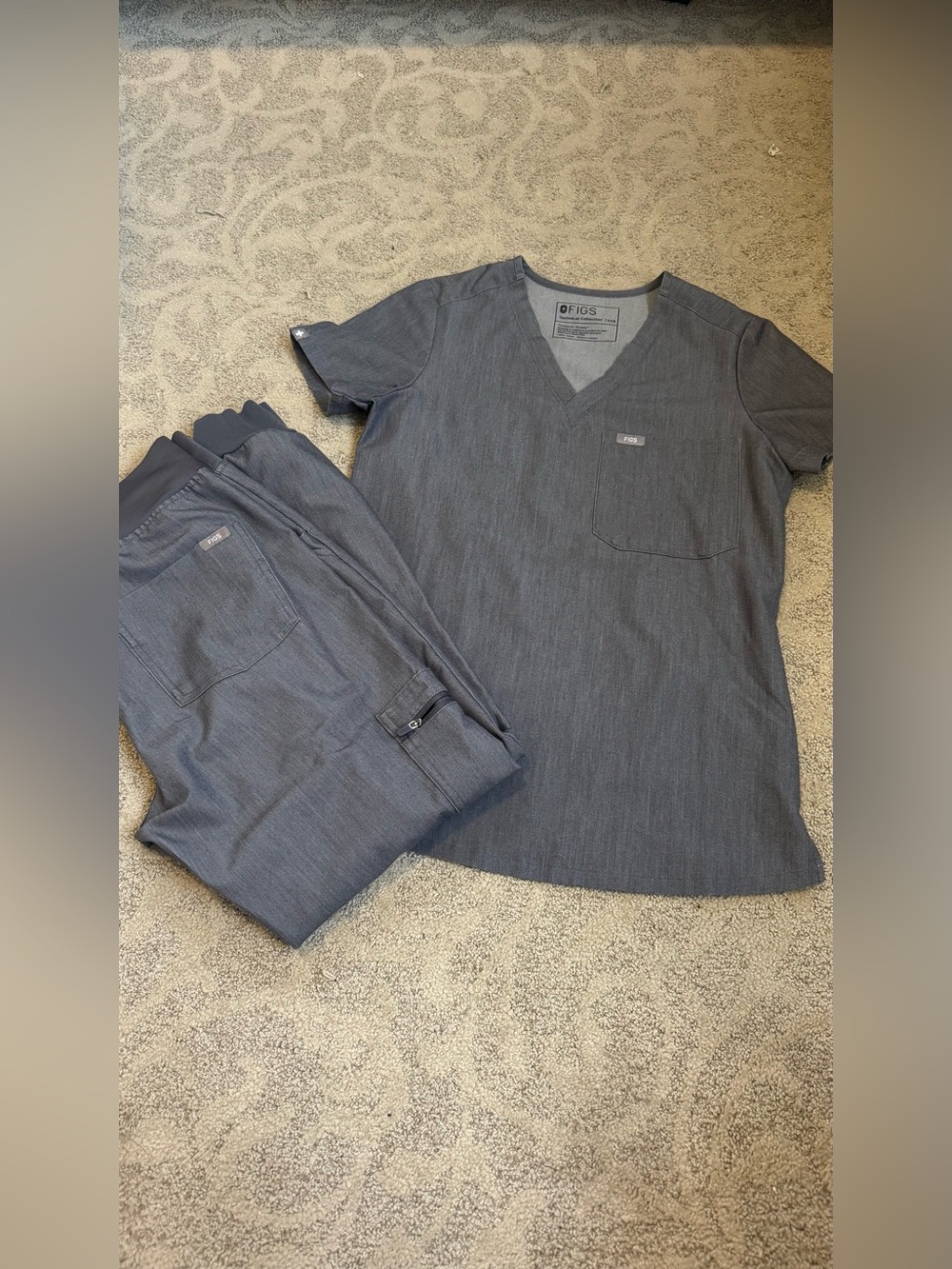 Figs scrubs set